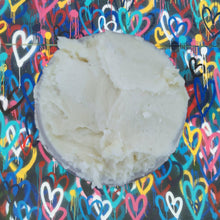 Load image into Gallery viewer, Brazilian Bum Cream-Vegan-All natural-APKIi+Fenugreek+Maca seed oil

